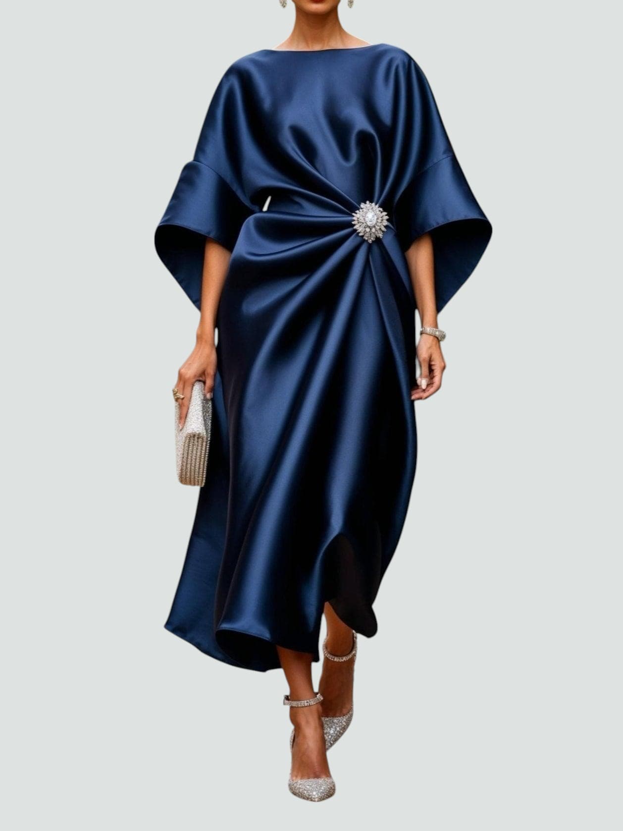 Robe midi élégante drapée avec détail broche pour femme