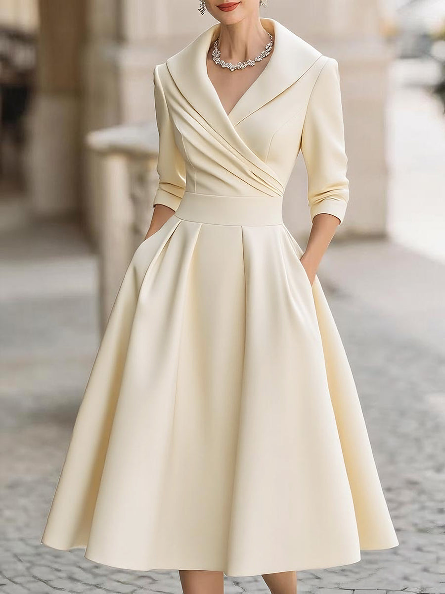 Robe midi élégante col à revers cintrée et évasée