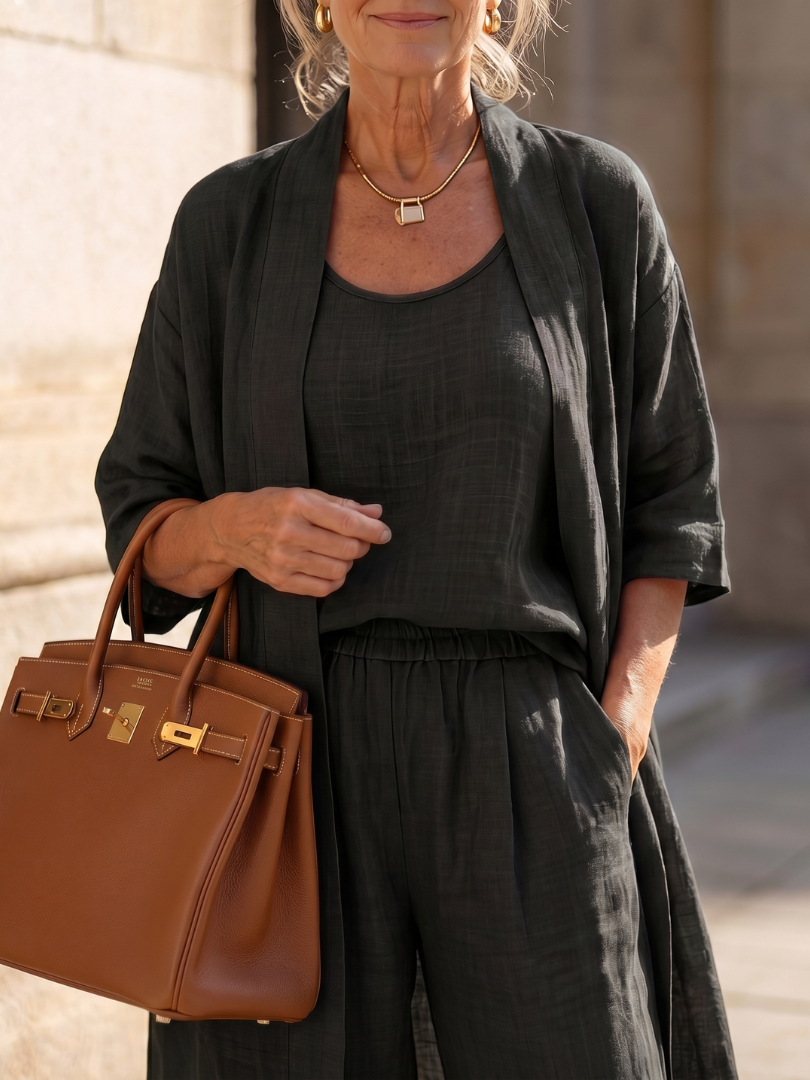 Ensemble détente trois pièces pour femme avec cardigan ouvert