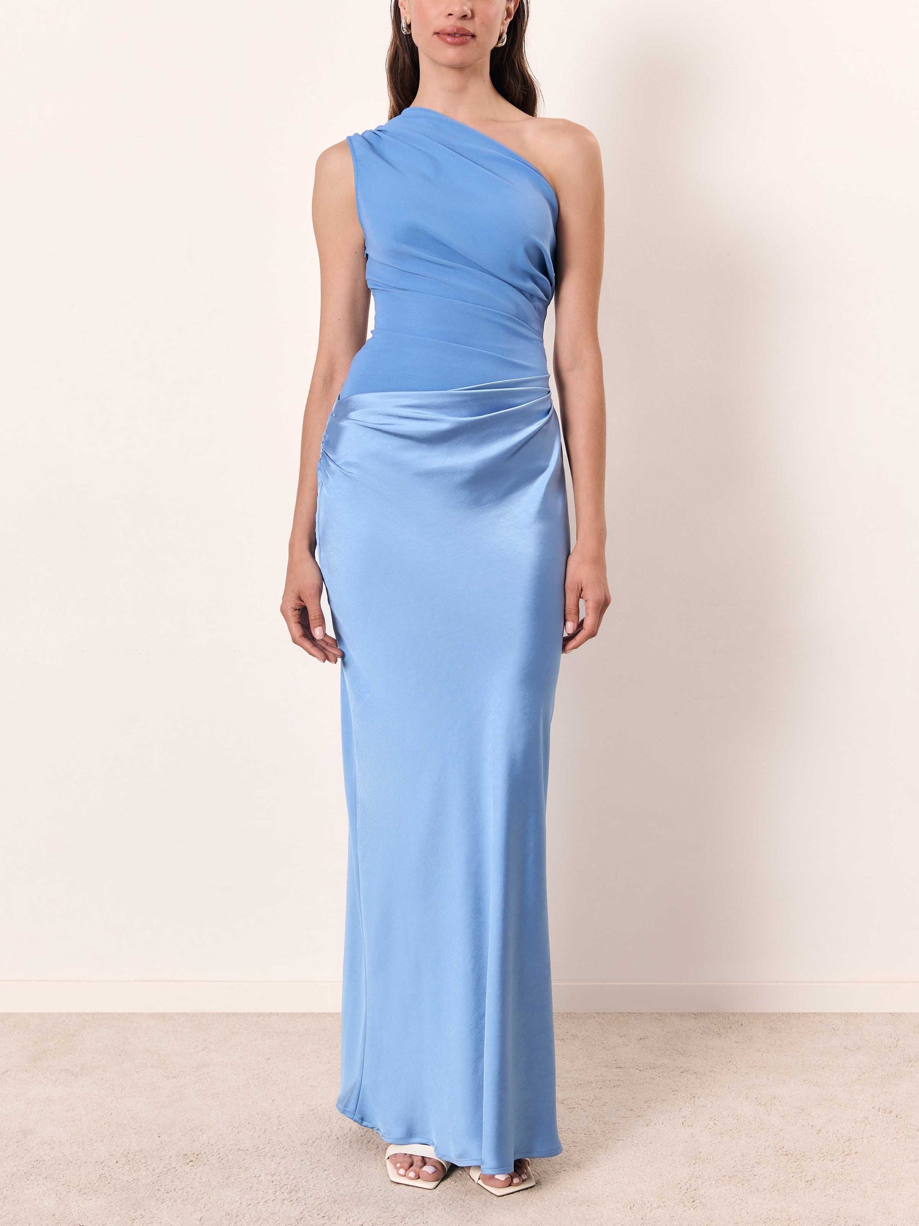Elegant Pleated One-Shoulder Maxi Party Dress