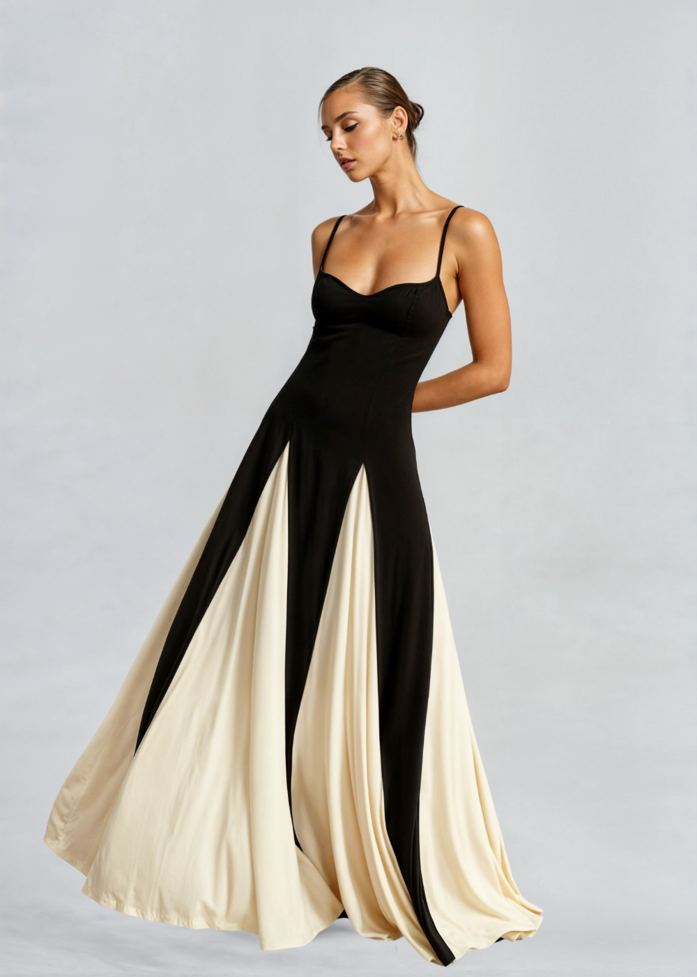 Chic Long Maxi Dress with Timeless Style