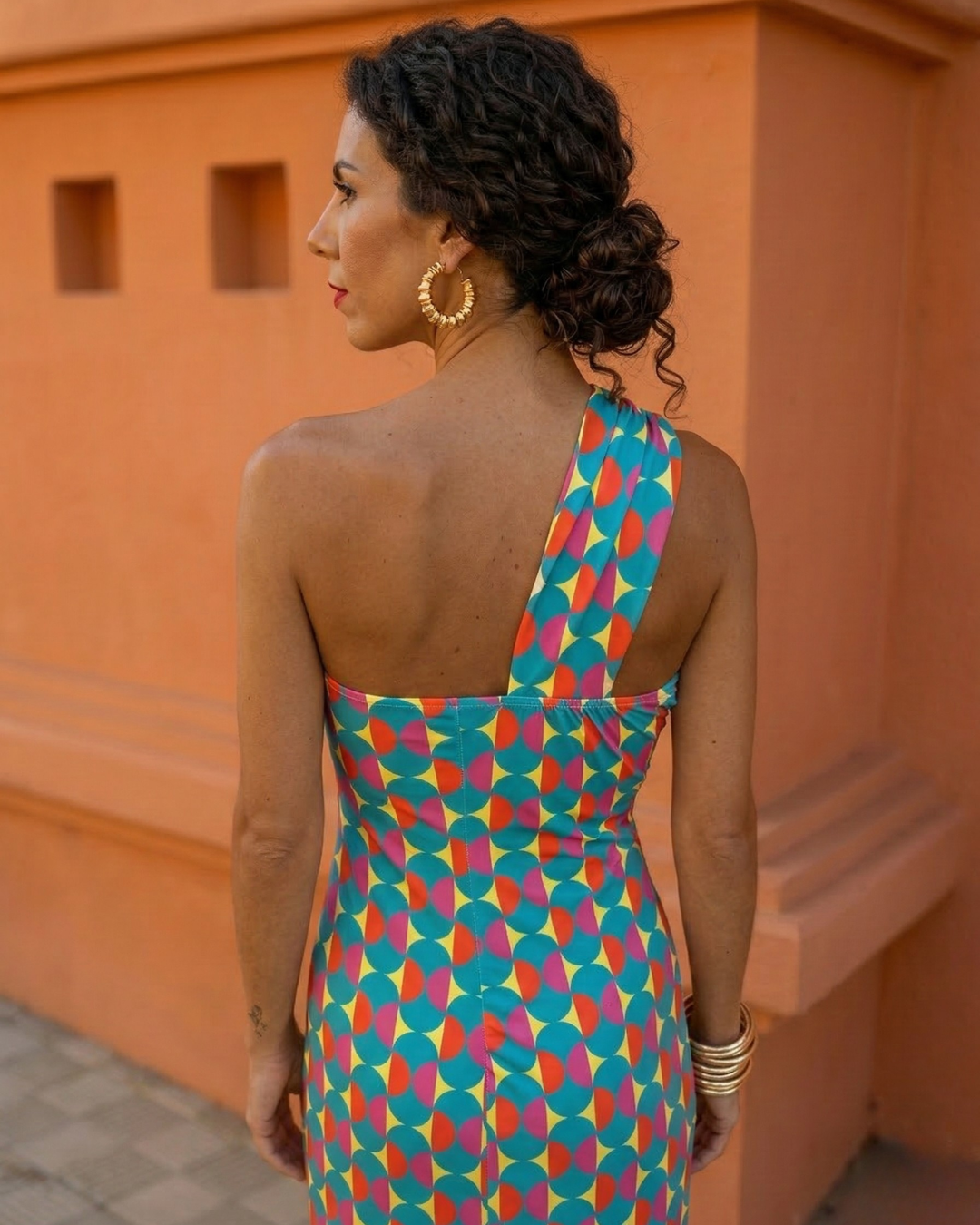 Robe midi moulante asymétrique à imprimé géométrique pour femme