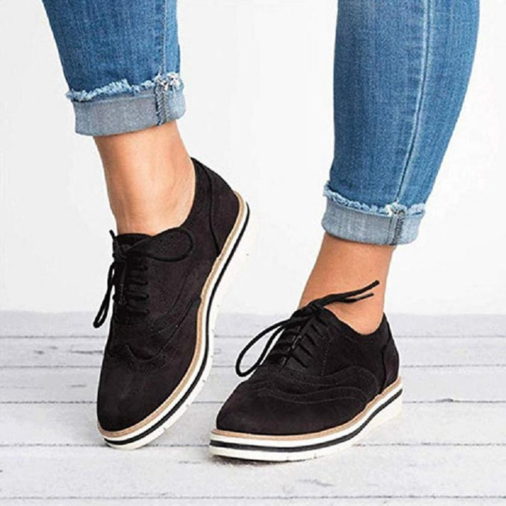 Women's Lace-Up Oxford Shoes with Brogue Detail