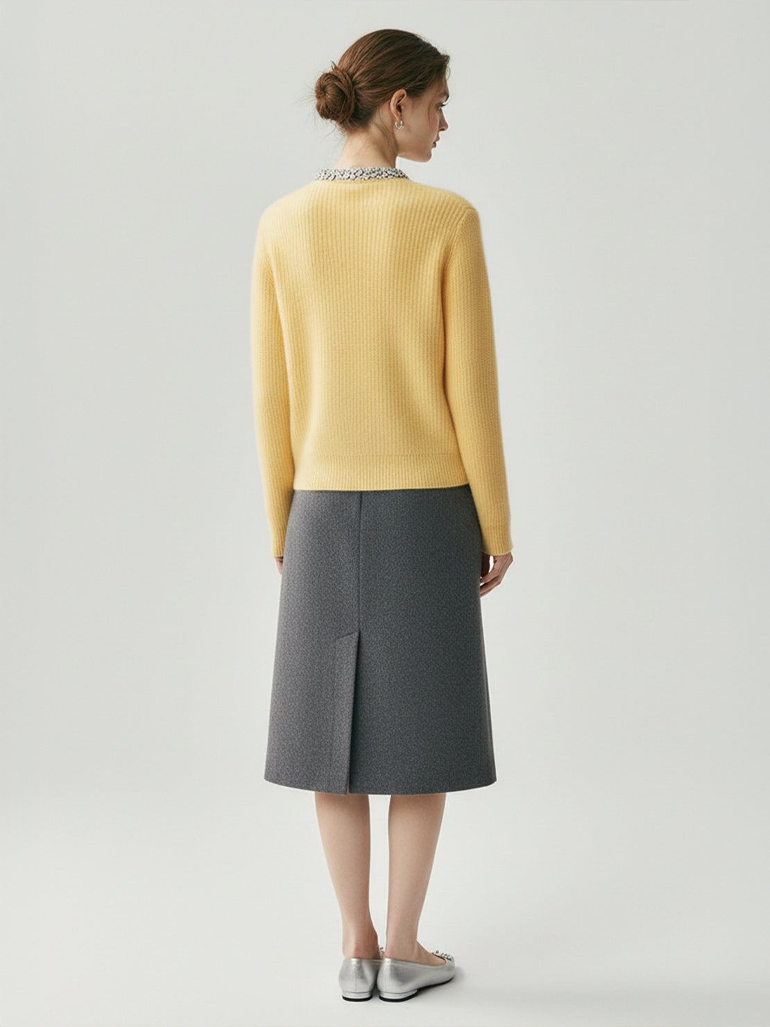 Cardigan élégant à boutons avec col orné de cristaux pour femme