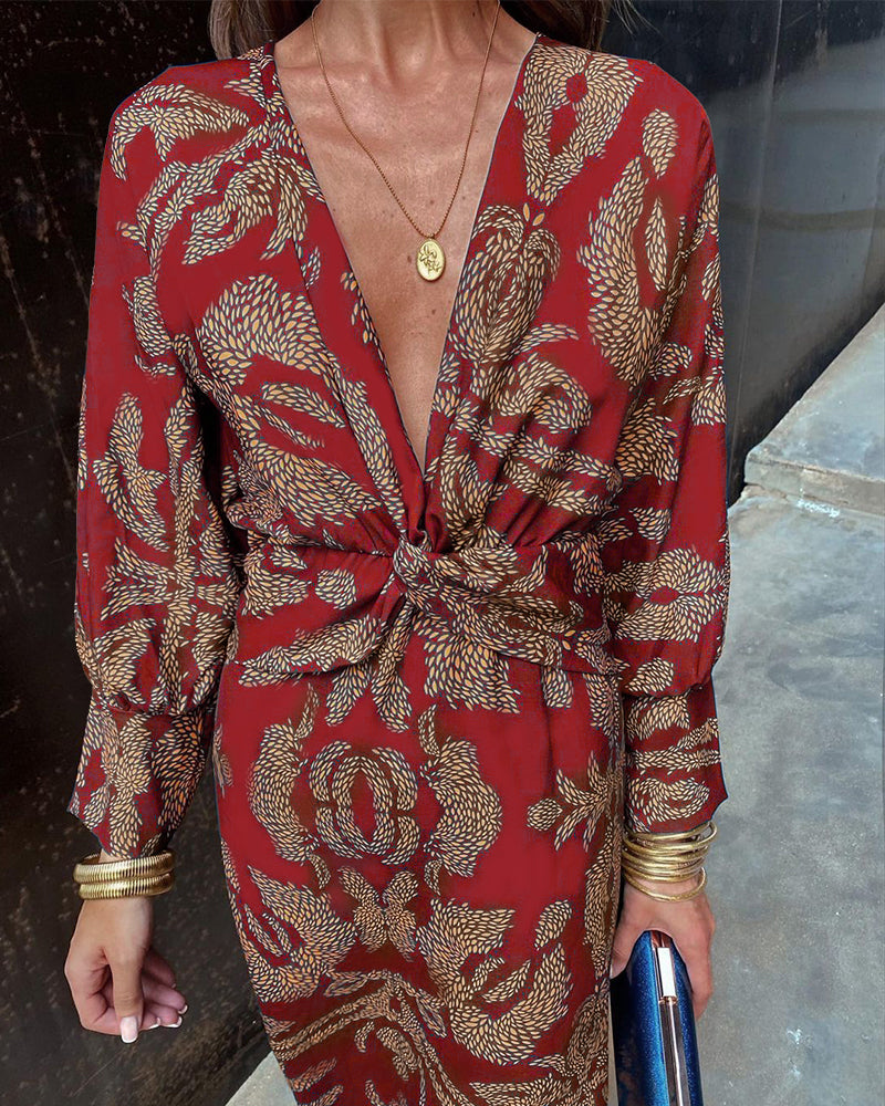 Elegant Midi Dress with V-Neck and Knot Detail