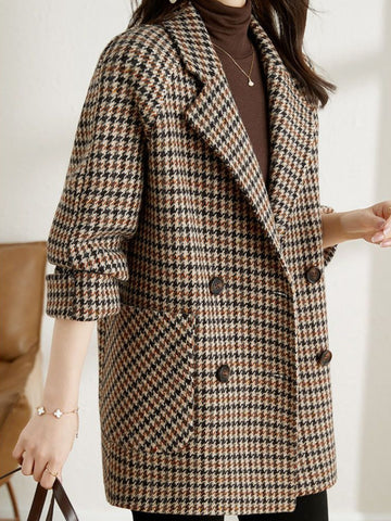 Stylish Women's Checkered Jacket with Warm Lining