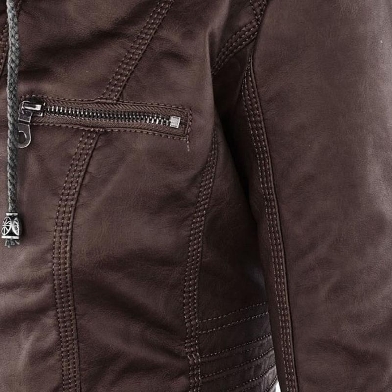 Giacca in pelle con cappuccio da donna con zip asimmetrica
