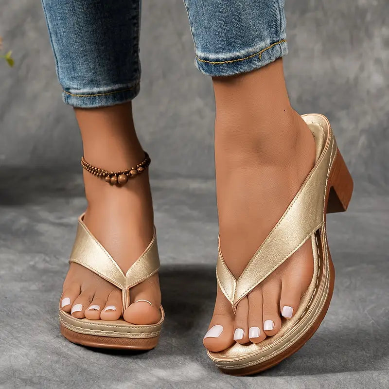 Sandales compensées confortables pour femmes, style facile à porter