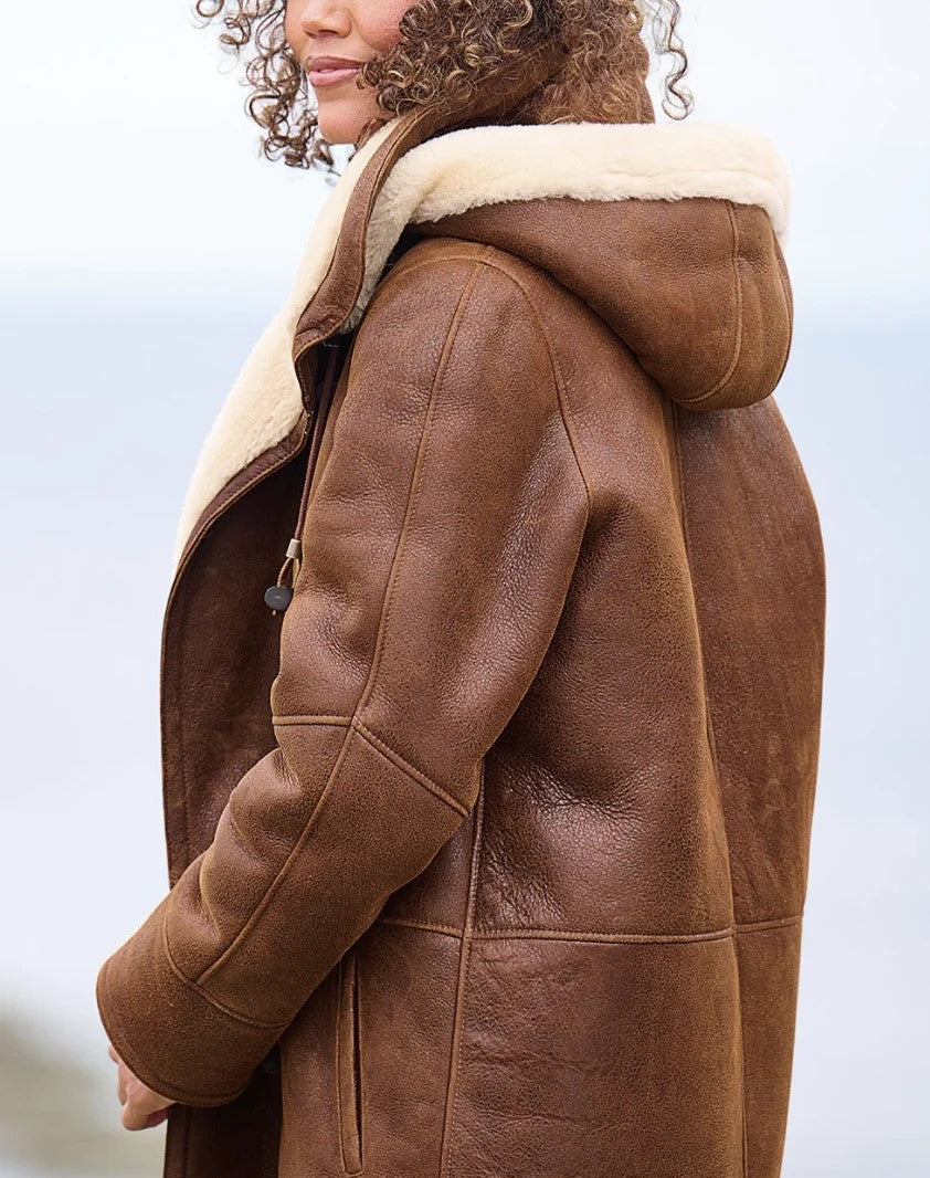 Women's Vintage Winter Coat with Faux Fur Lining