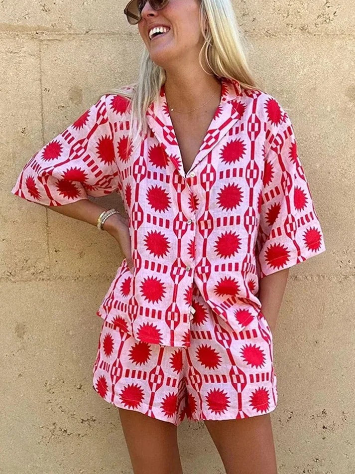 Ensemble chemise et short léger à imprimé géométrique