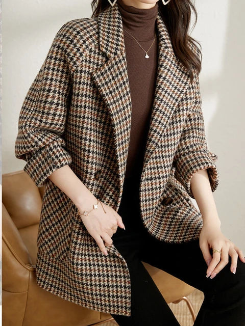 Stylish Women's Checkered Jacket with Warm Lining