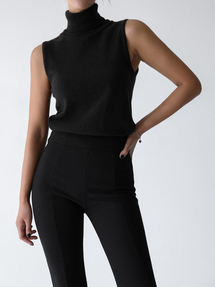 Top tricoté sans manches à col montant pour femme