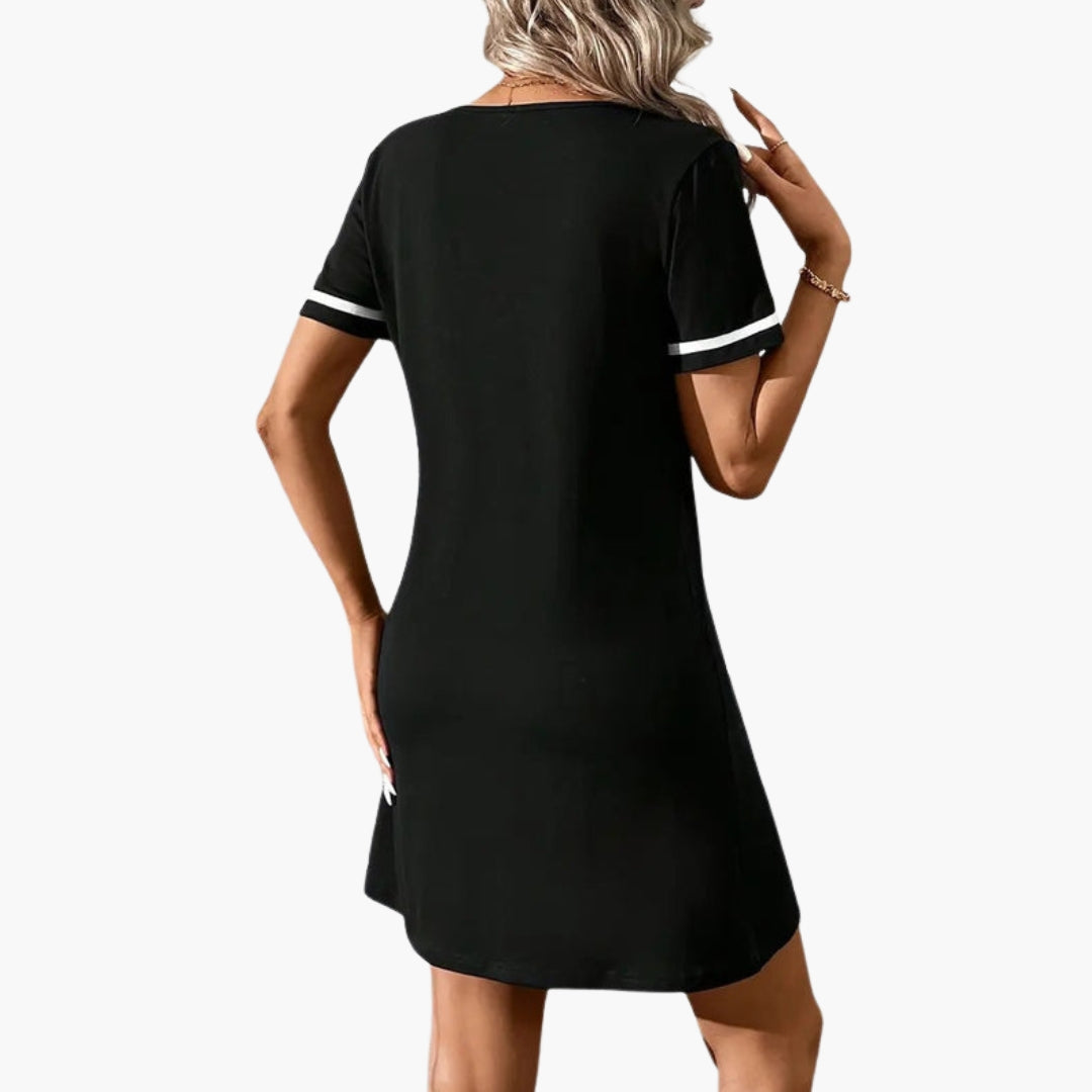 Robe élégante pour femme à manches courtes et col en V