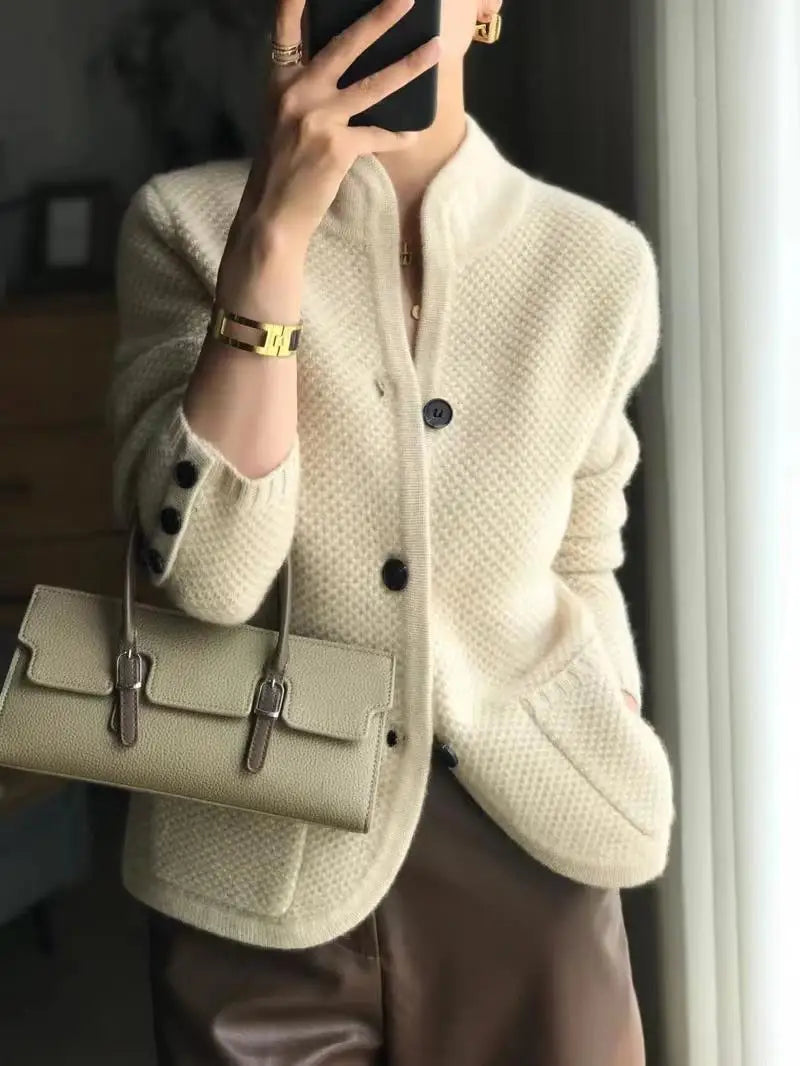 Women's Button-Down Knit Cardigan with Pockets