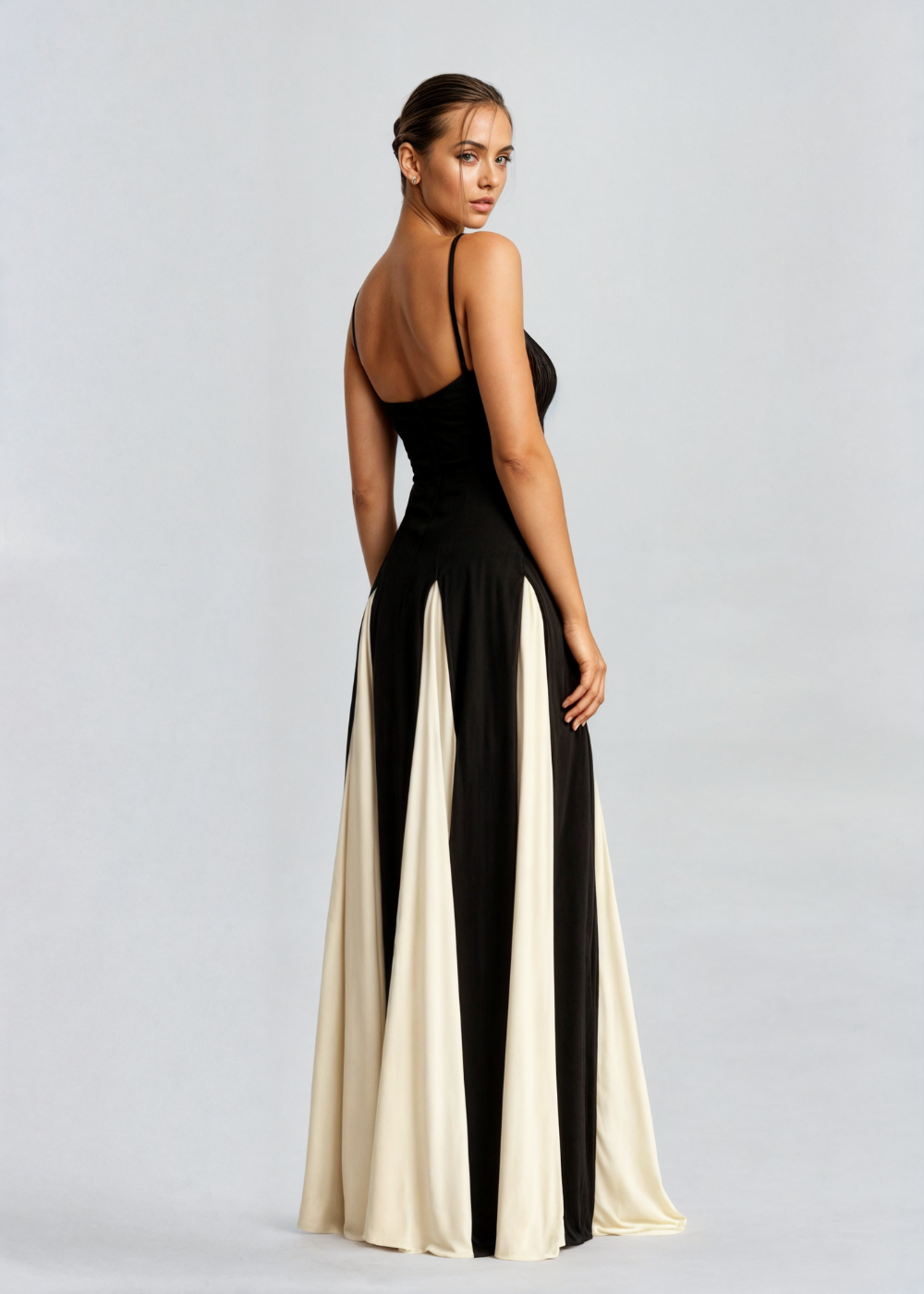 Chic Long Maxi Dress with Timeless Style