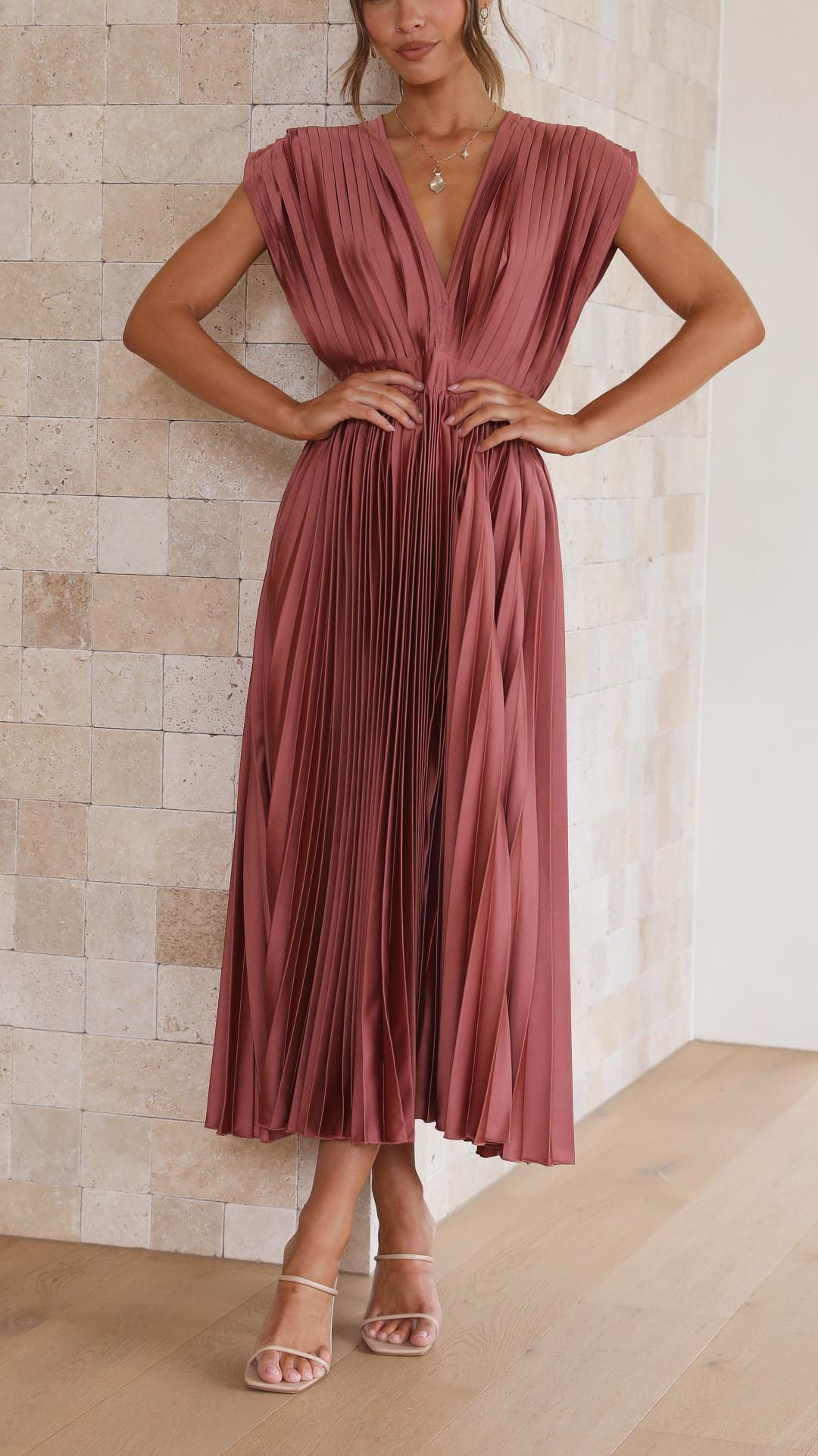 Robe midi plissée élégante à col en V pour femmes