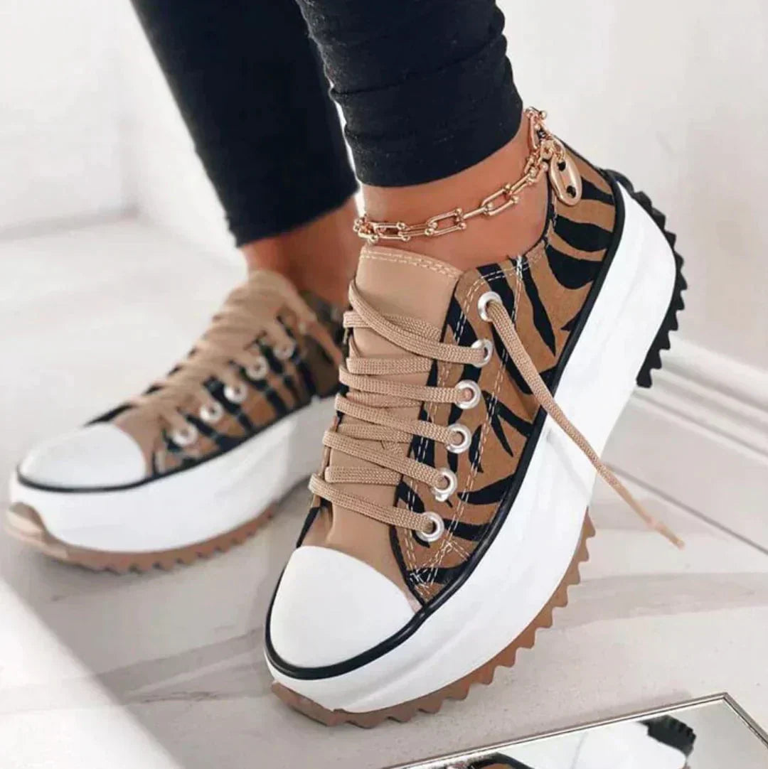 Γυναικεία Casual Sneakers με Πλατφόρμα και Κορδόνια