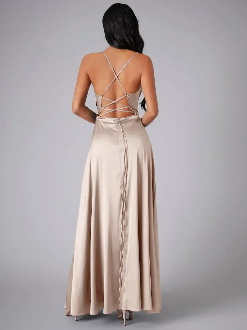 Robe de soirée longue Alvaree Satin avec fente haute et dos ouvert