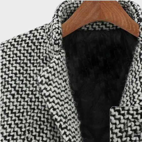 Manteau long à chevrons pour femme avec col cranté