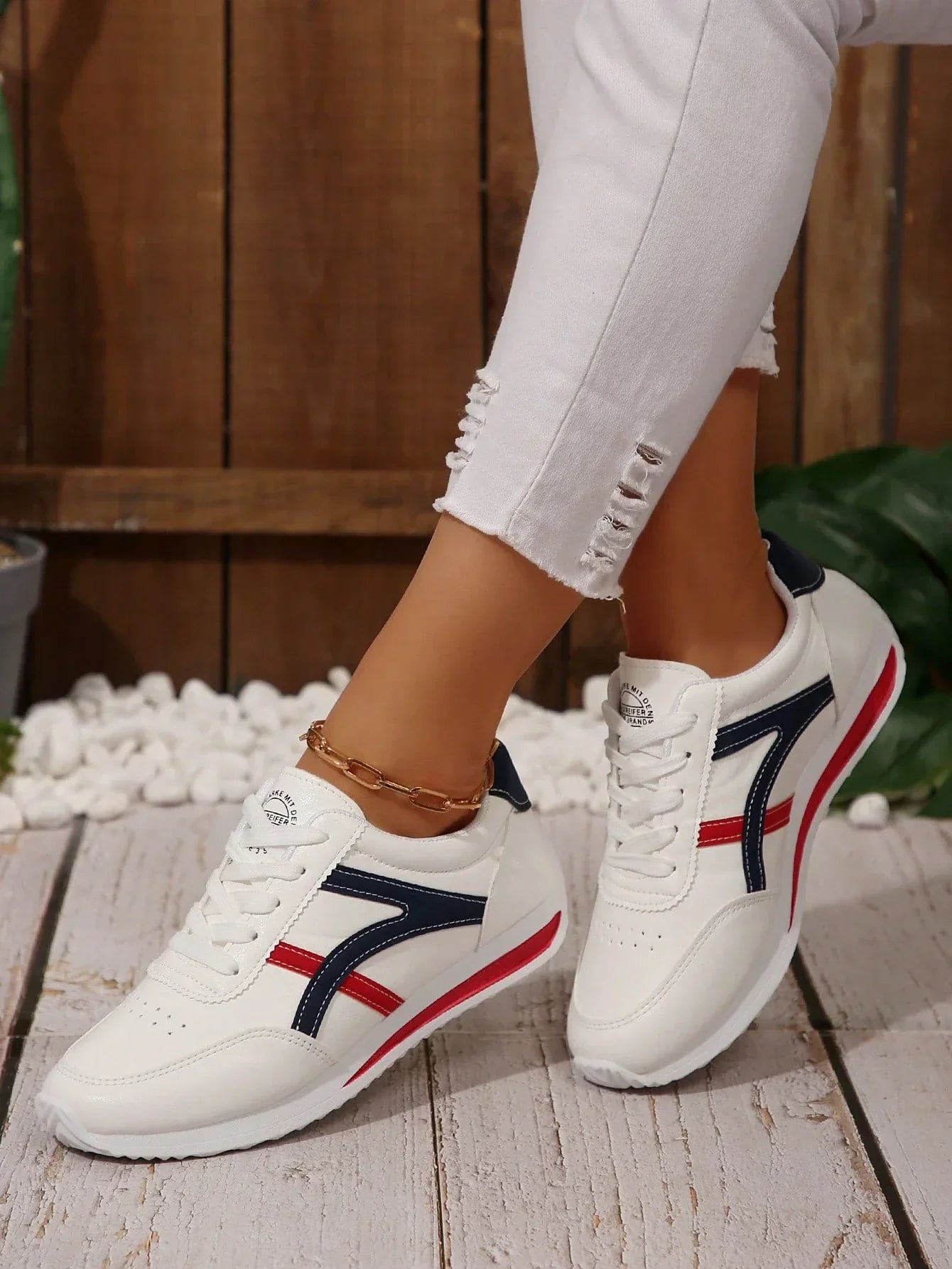 Brielle - Lightweight Casual Sneakers