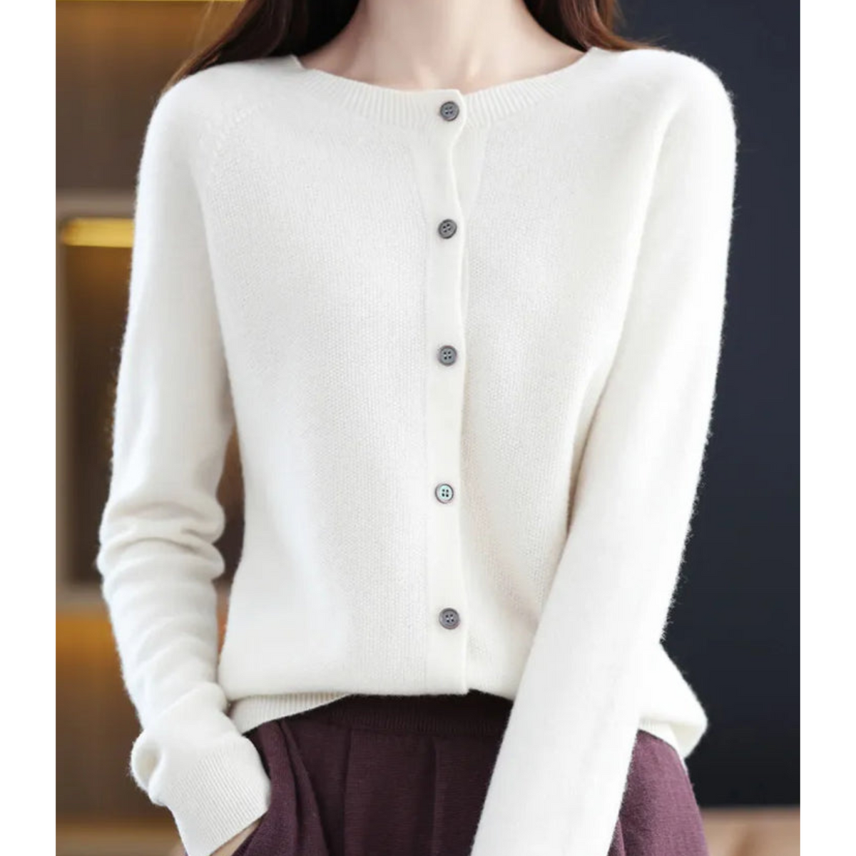 Women’s Long Sleeve V-Neck Soft Knit Sweater