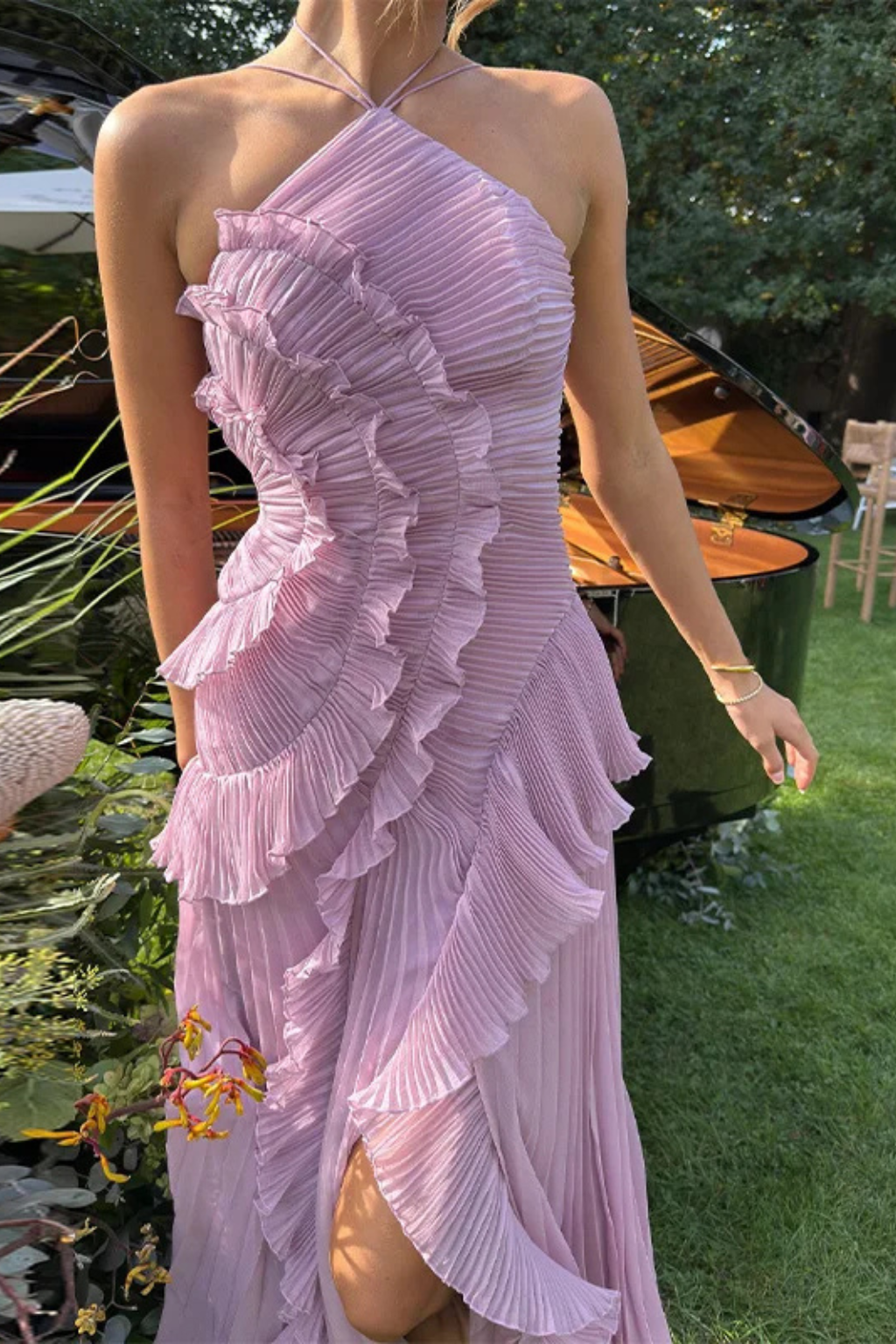 Women's Sleeveless Halter Maxi Dress with Ruffled Open Back