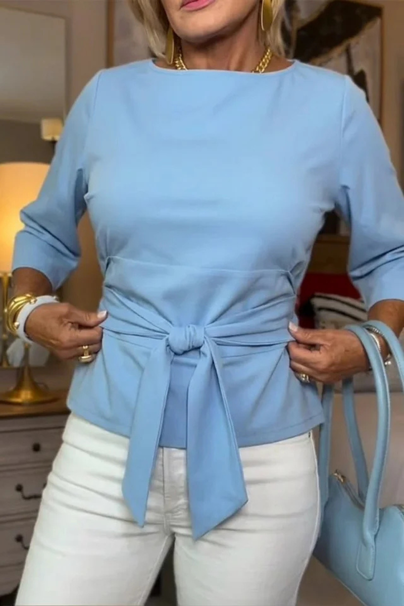 Top de mujer con lazo en la cintura y cordón ajustable