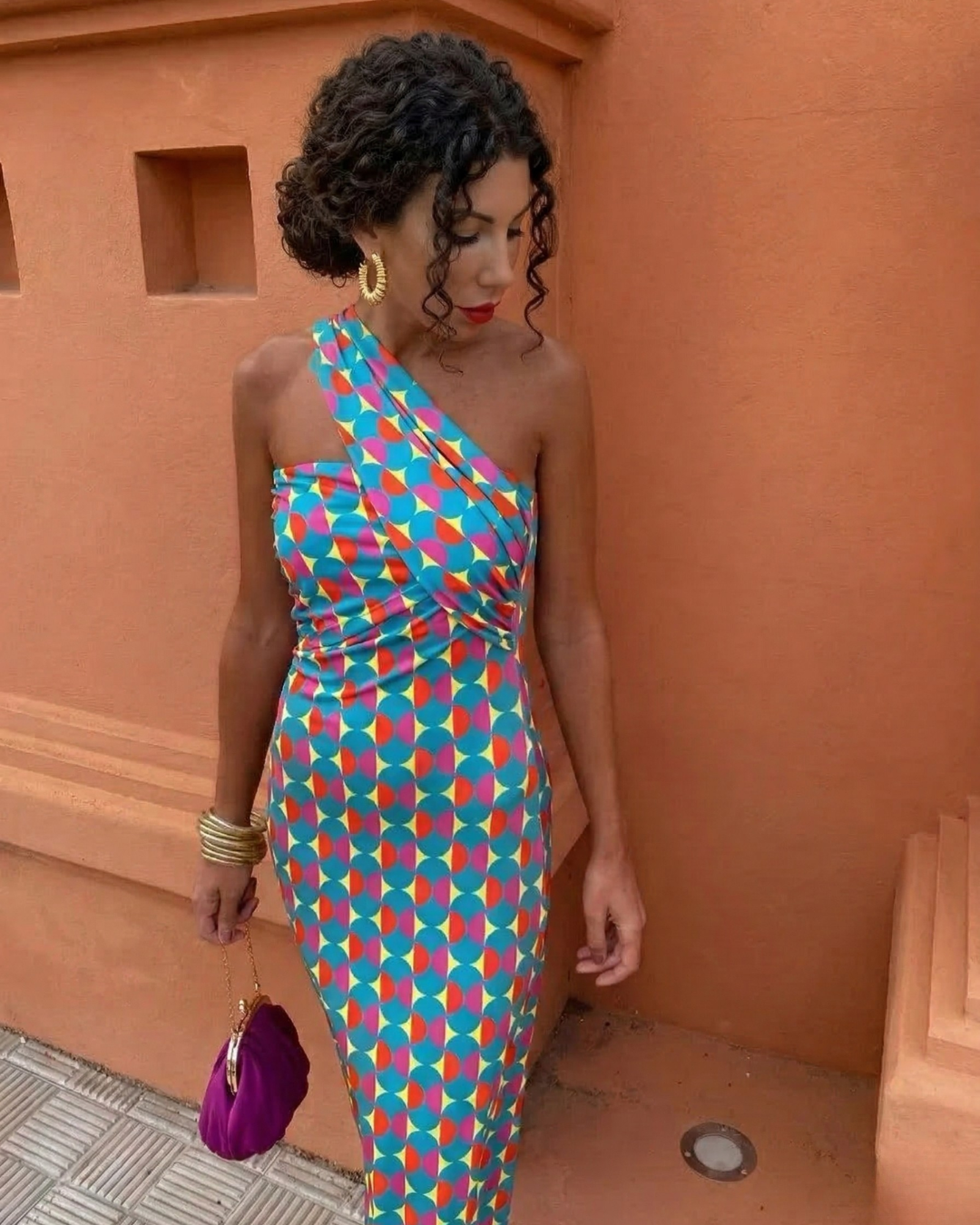 Robe midi moulante asymétrique à imprimé géométrique pour femme