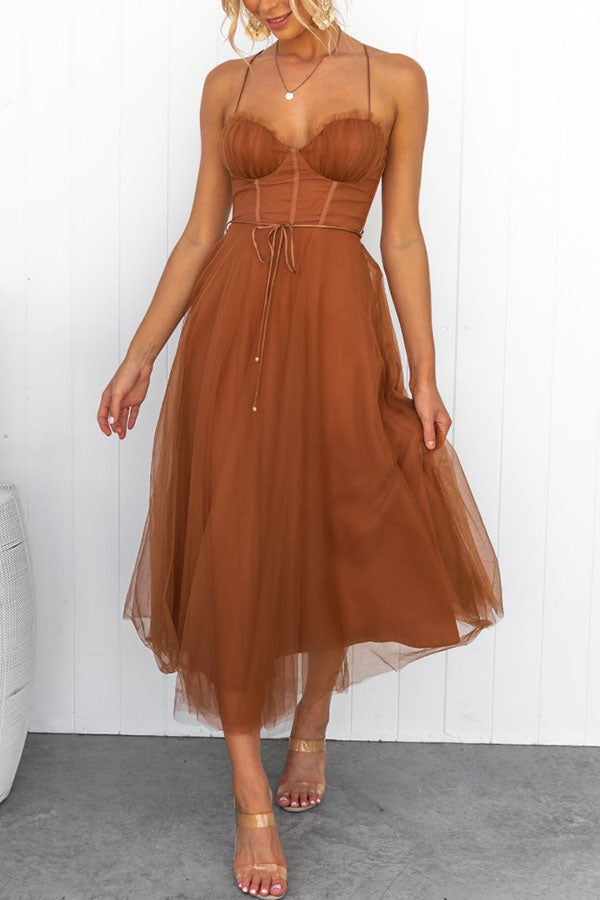 Robe midi en tulle pour femme avec décolleté en cœur