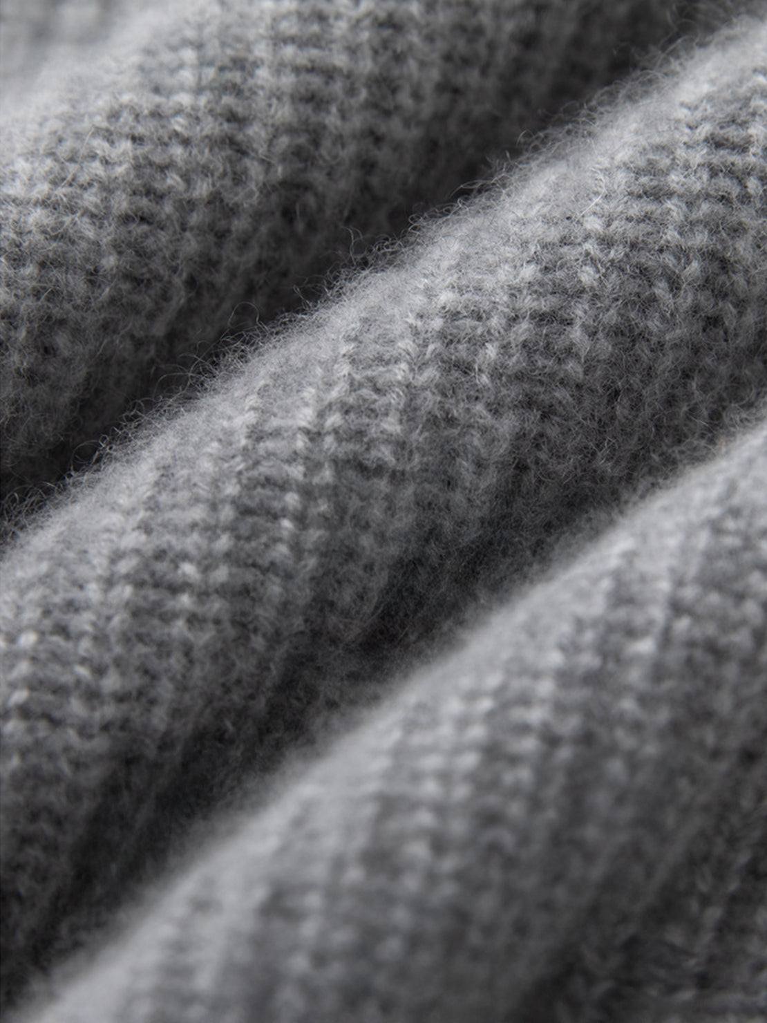 Cardigan elegante da donna con bottoni e colletto impreziosito da cristalli