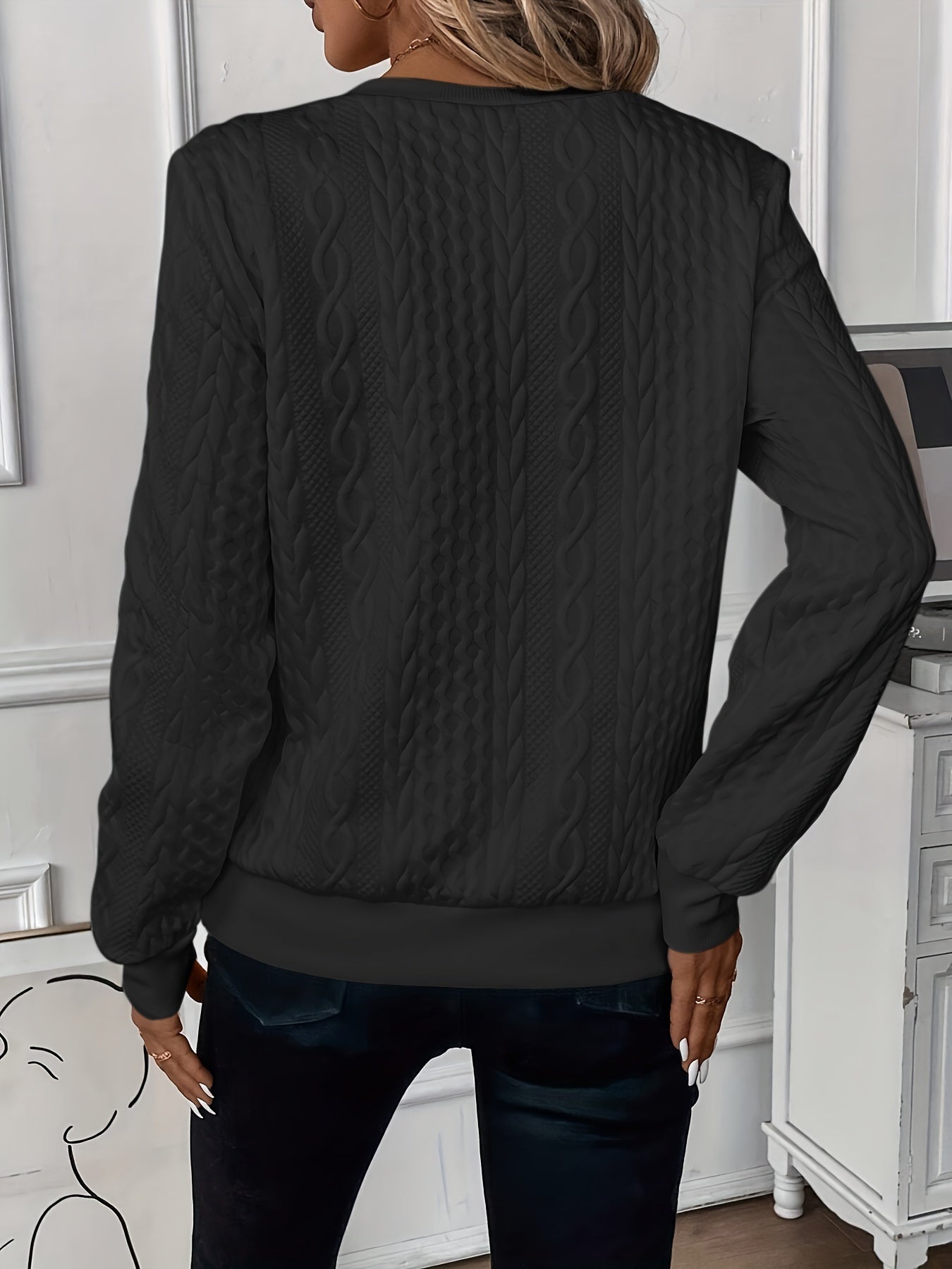 Cozy Zippered Sweater with Stylish Design