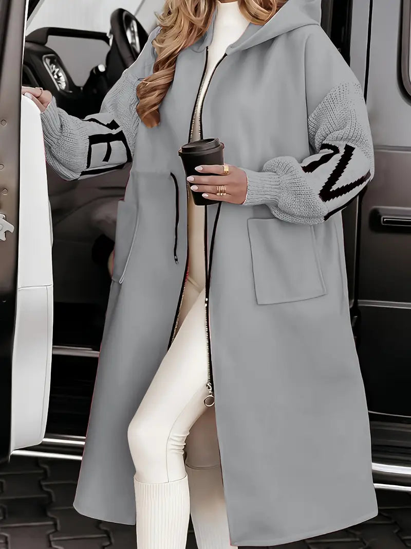 Cardigan lungo con cappuccio da donna in maglia
