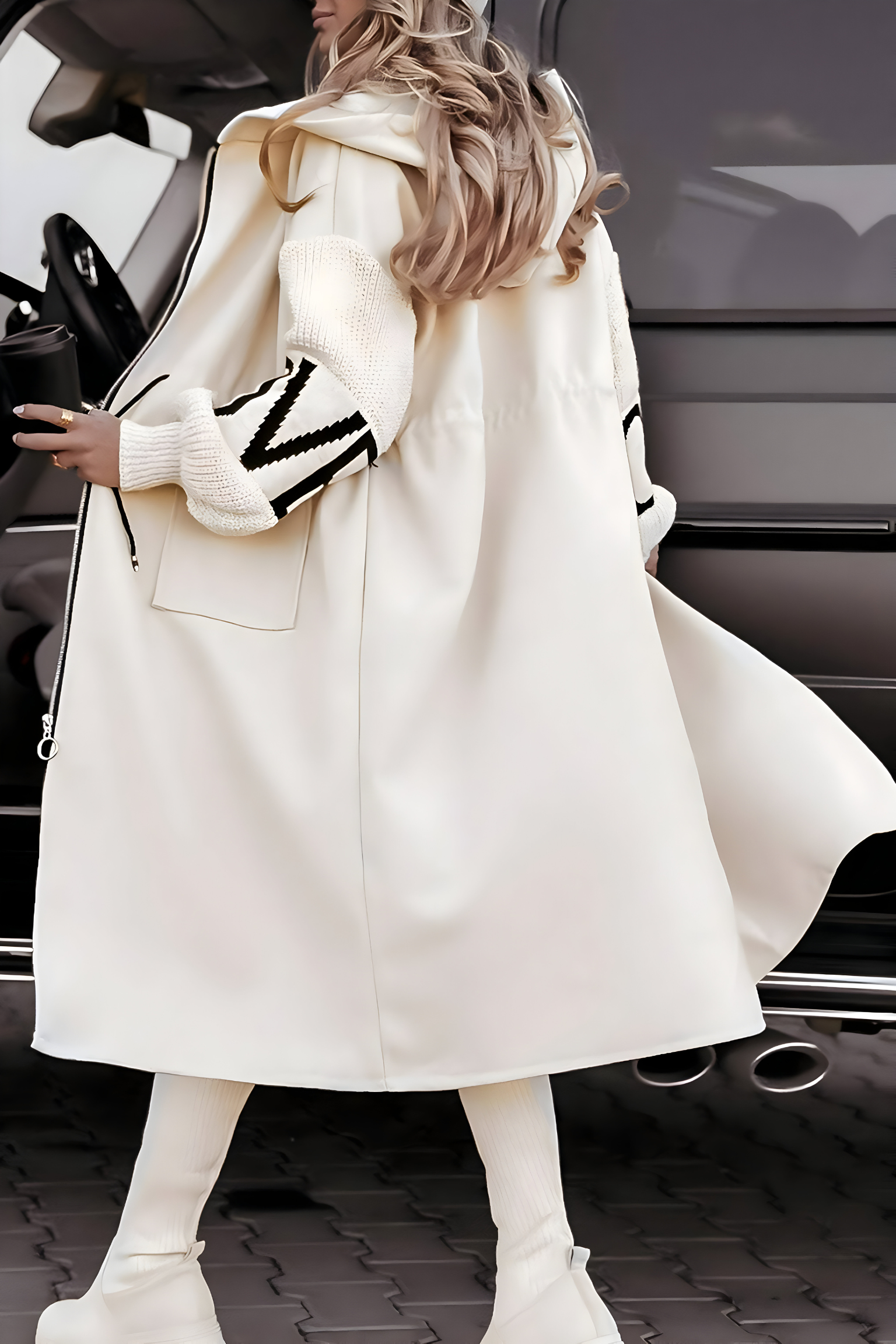 Cardigan lungo con cappuccio da donna in maglia