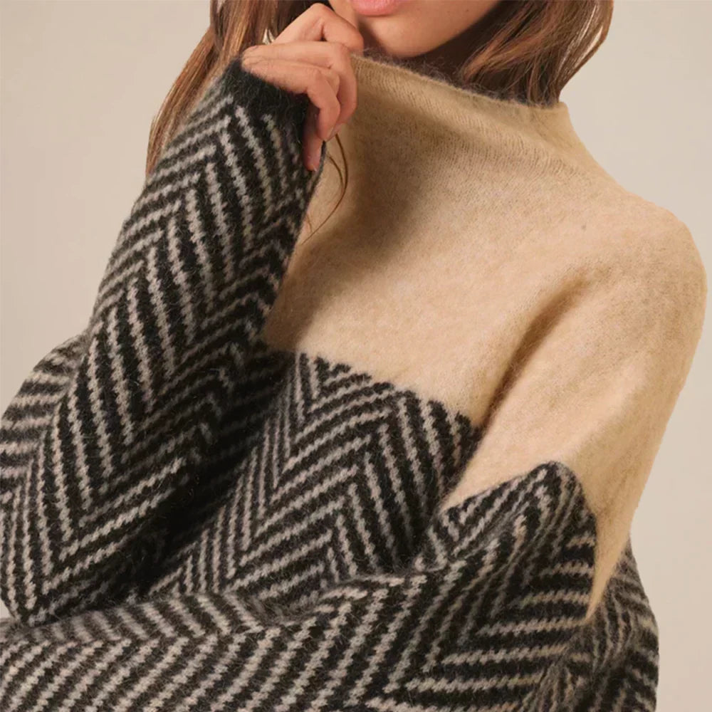 Women’s Color Block High Neck Knit Sweater
