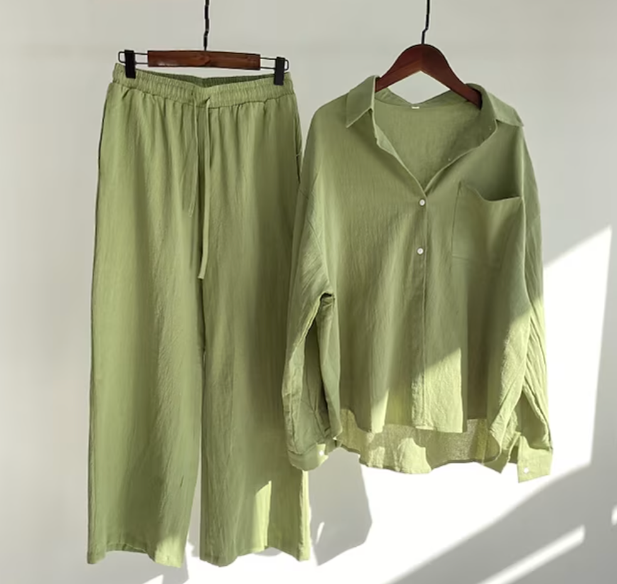 Ensemble coordonné chemise décontractée boutonnée et pantalon à jambes larges