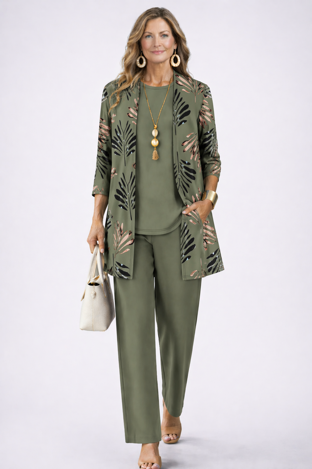 Completo donna in 3 pezzi con blazer, top e pantaloni comodi