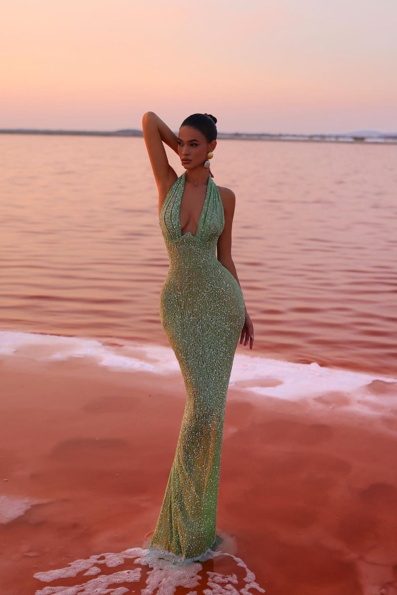 Elegant Emerald Maxi Dress with Alluring Design