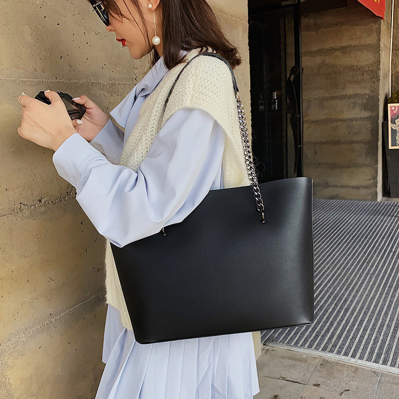 Lori - Tote Shoulder Bag