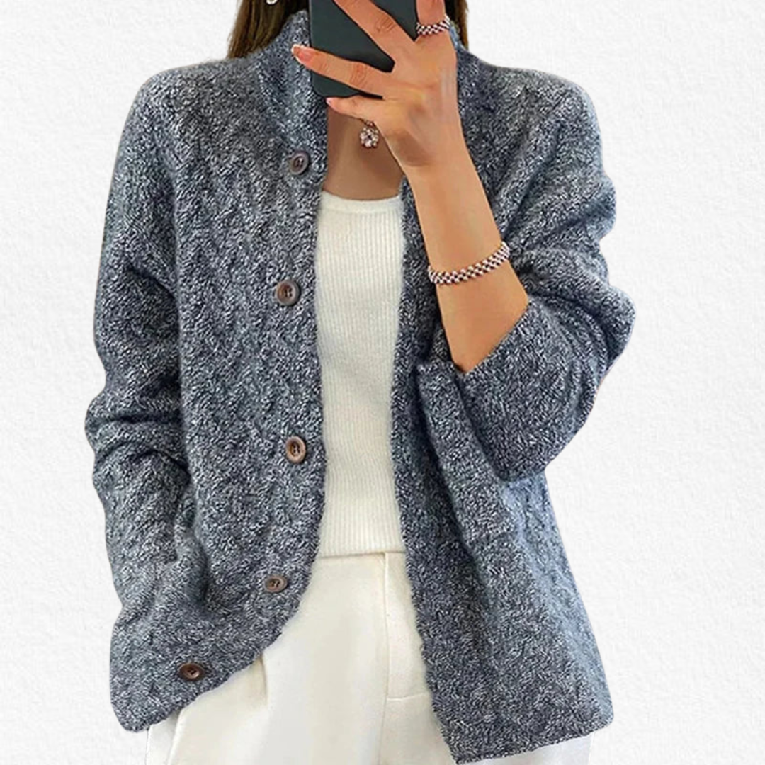 Women's Chunky Cable Knit Button Cardigan