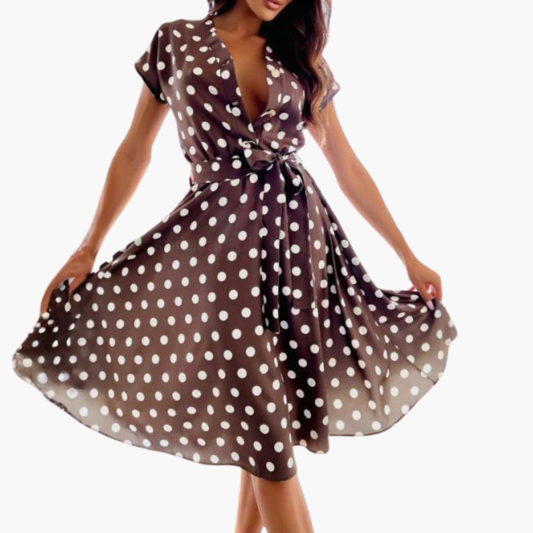 Robe élégante à manches courtes et col en V