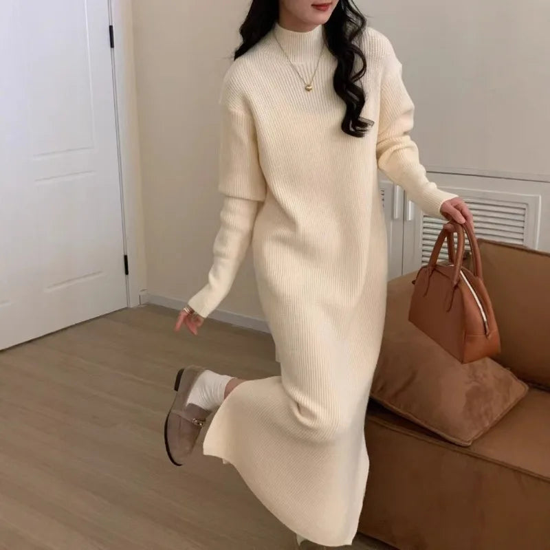 Mila - Cozy Sweater Dress