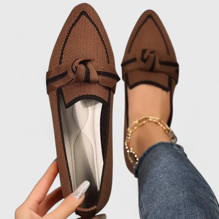 Γυναικείες μπαλαρίνες slip-on με μυτερή μύτη και φιόγκο