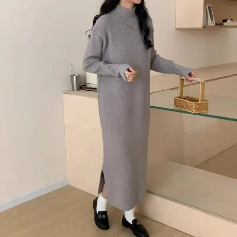 Mila - Cozy Sweater Dress