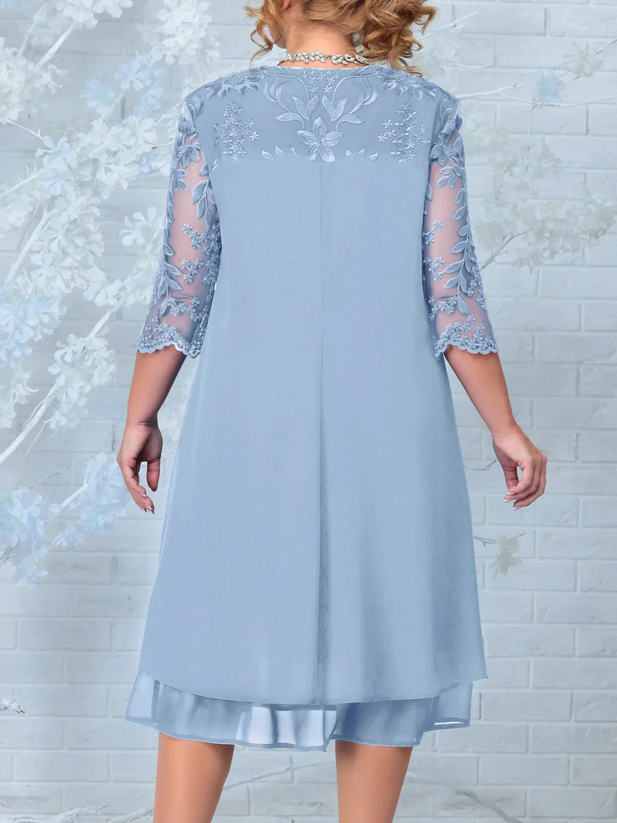 Theresa – Embroidered Banquet Dress in Plus Size