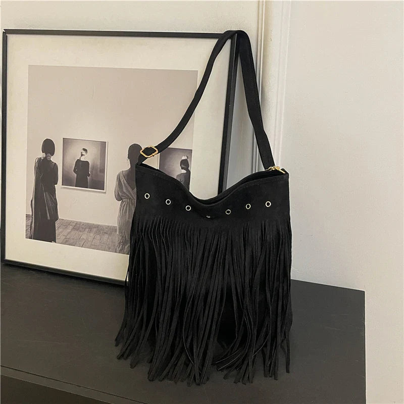 Maria - Fringe Shoulder Bag