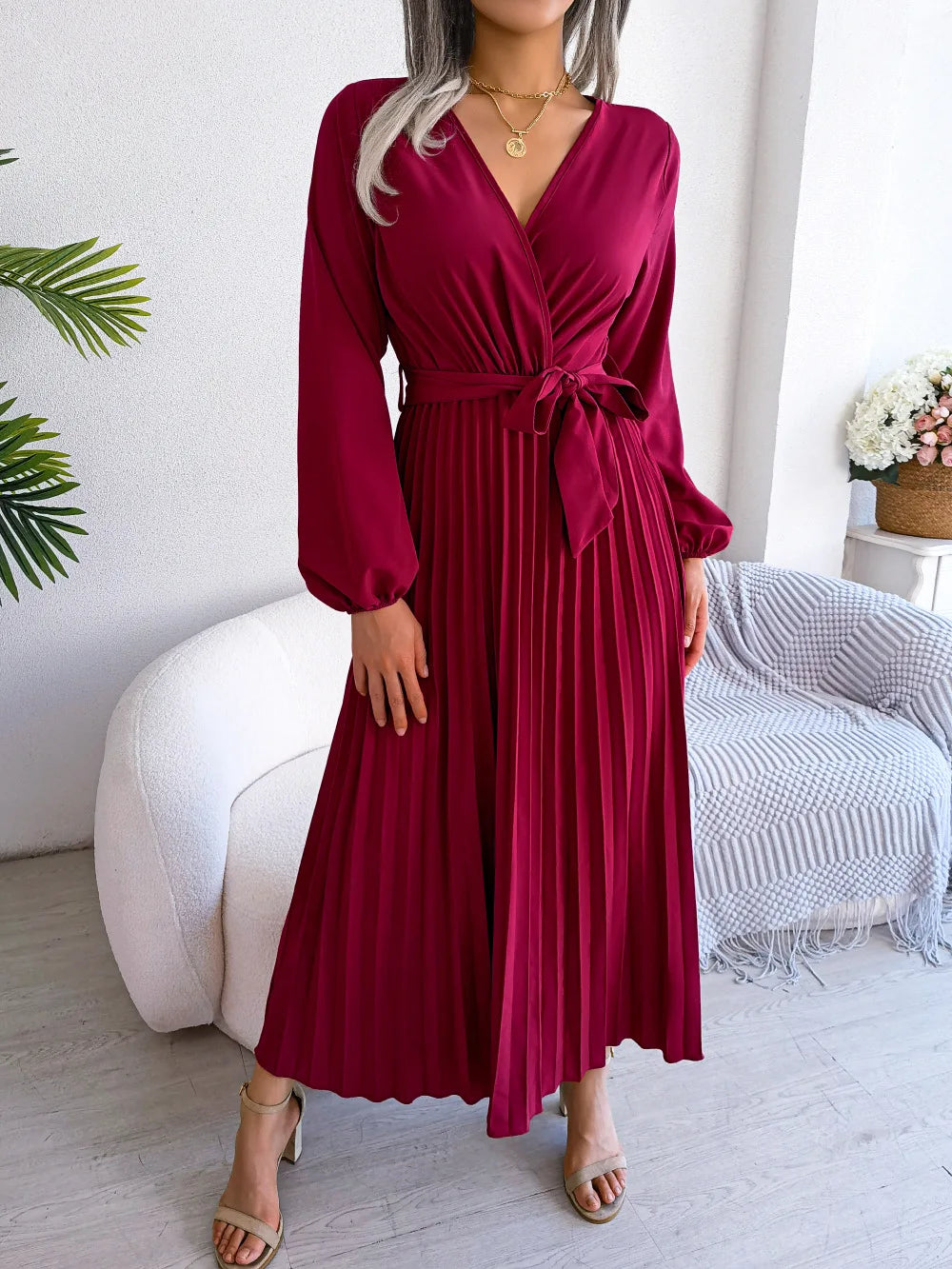 Ellie - V-Neck Maxi Dress