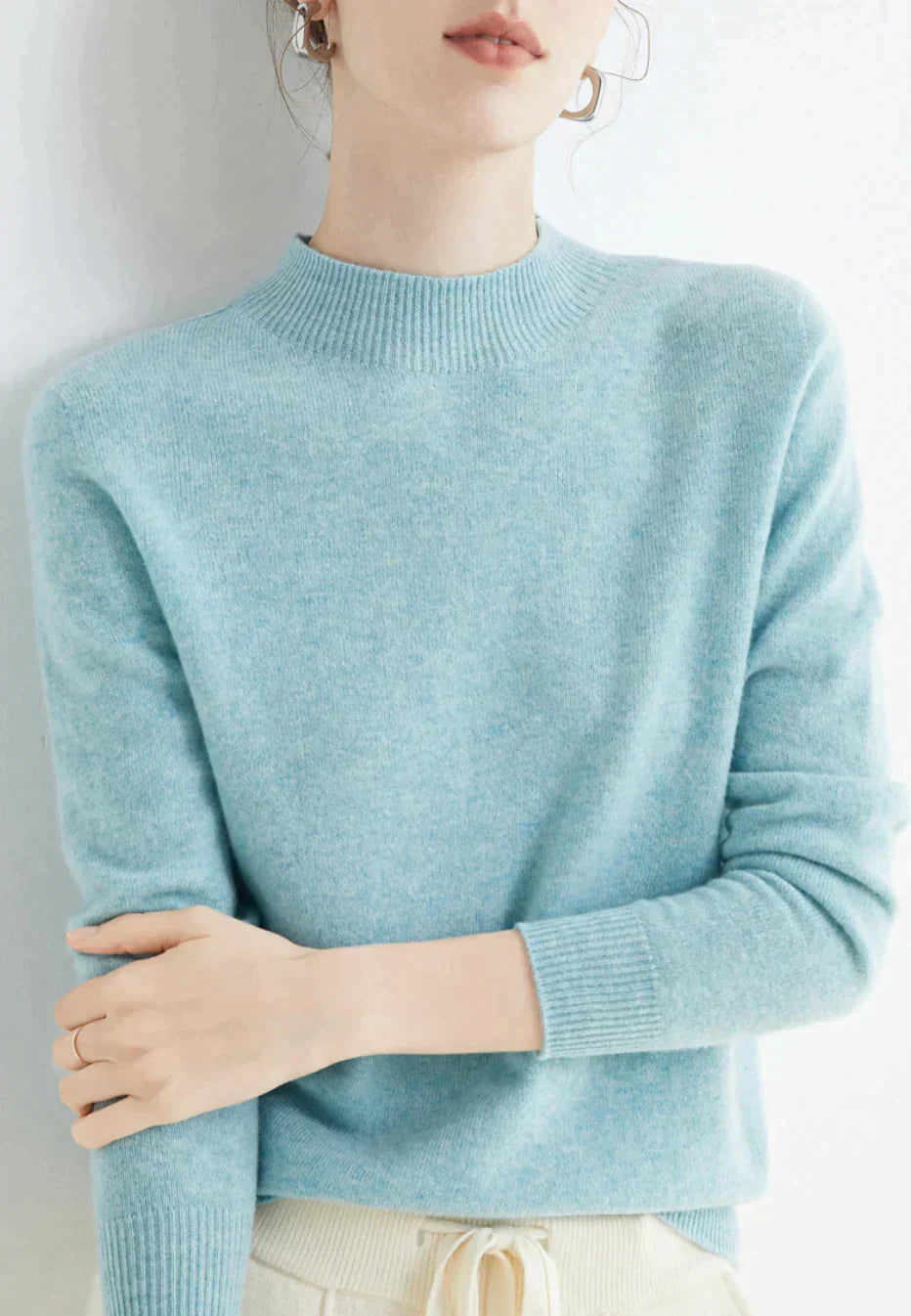 Women's Classic Crew Neck Soft Sweater
