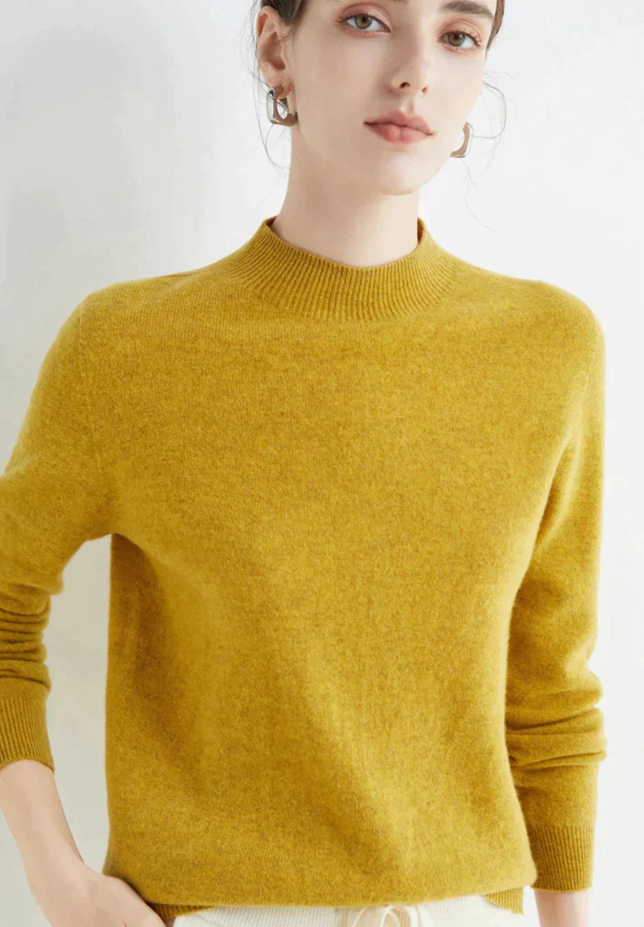 Women's Classic Crew Neck Soft Sweater