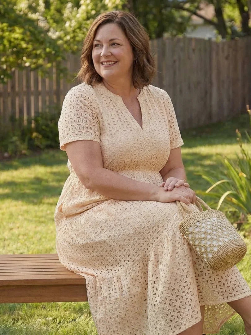 Women's Short Sleeve Eyelet Tiered Midi Dress