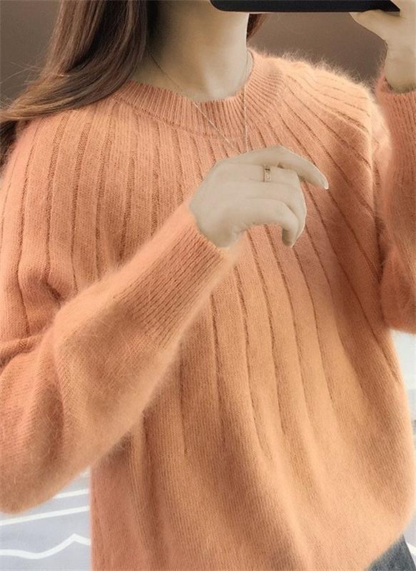 Women's Ribbed Crew Neck Sweater